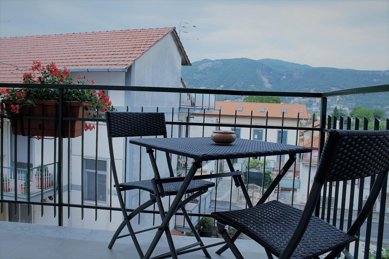 Oltre La Costa Bed & Breakfast อาเจโรลา ภายนอก รูปภาพ