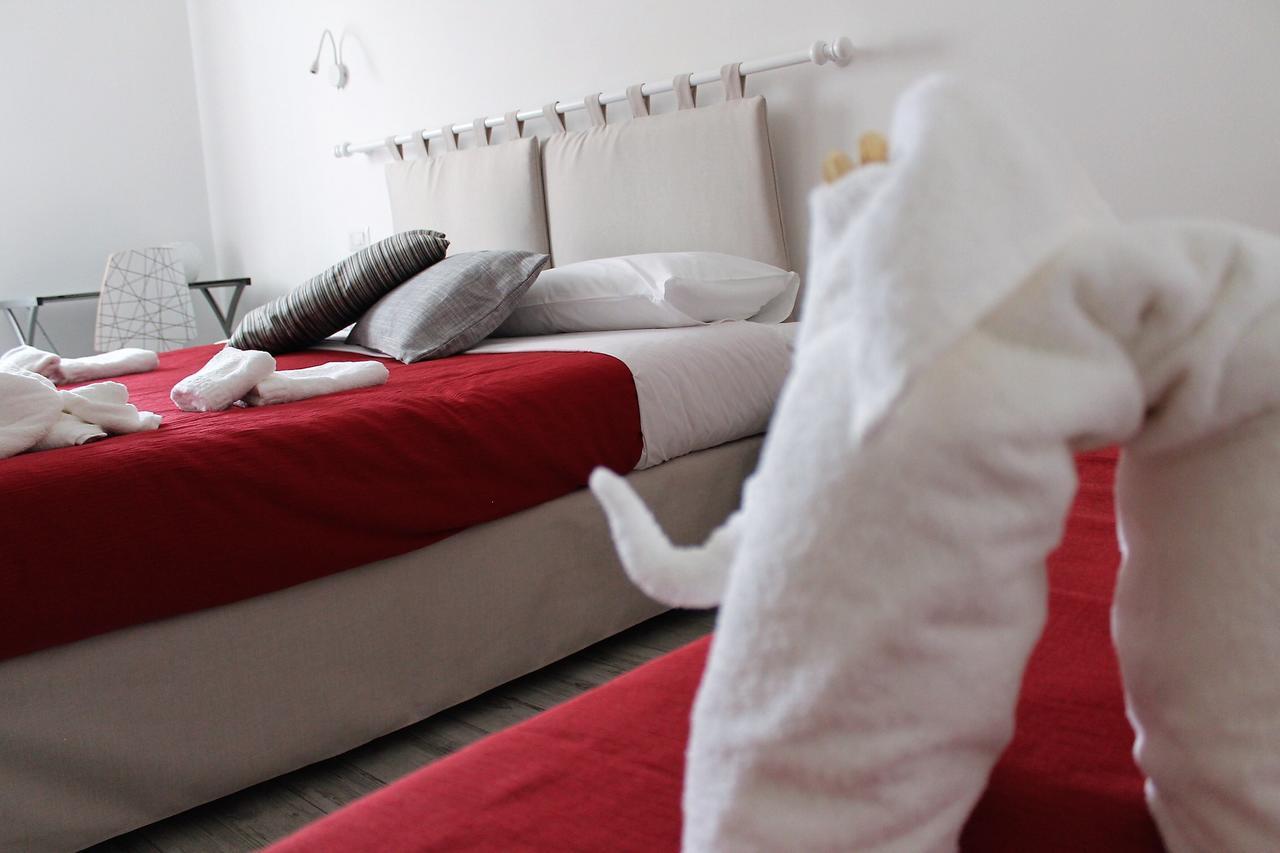 Oltre La Costa Bed & Breakfast อาเจโรลา ภายนอก รูปภาพ